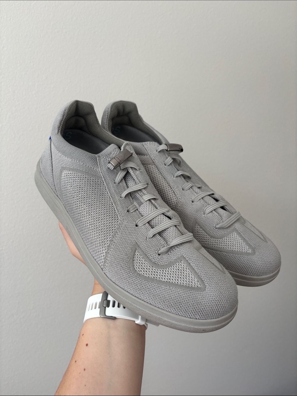 Rothy's Men's RS01 sneakers light grey knit upper EUC casual shoe SZ 9